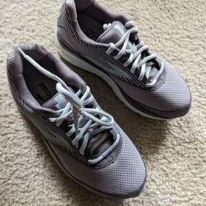 Brooks Addiction Walker Suede